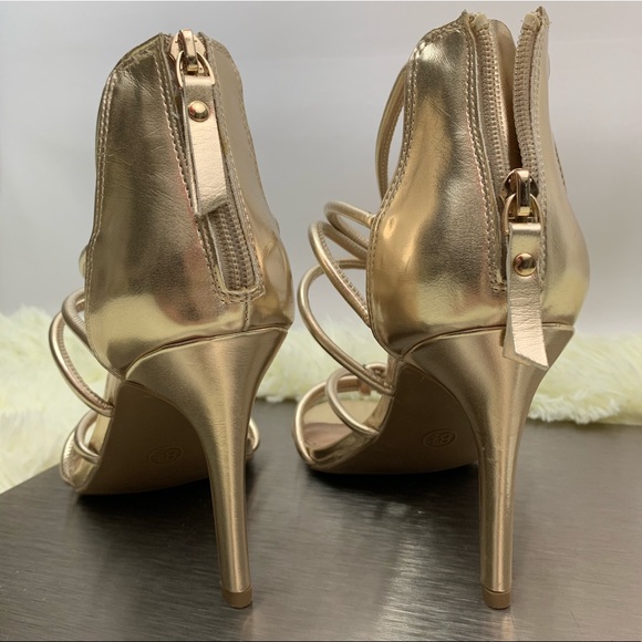 Gold Sandal Strappy Heels With Back Zipper NWOT - Picture 2 of 8